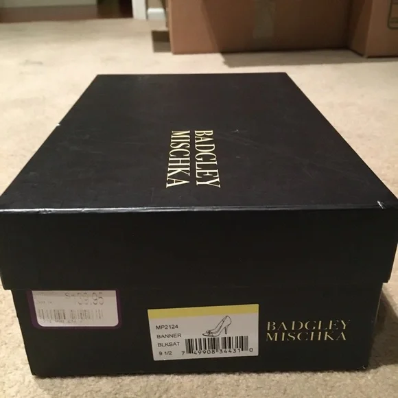 Badgley Mischka Banner black satin heel - Picture 4 of 8